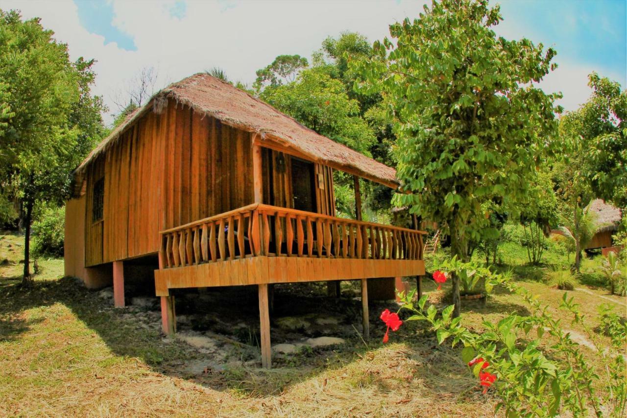 Paradise Bungalows Koh Rong Kaoh Touch Pokoj fotografie